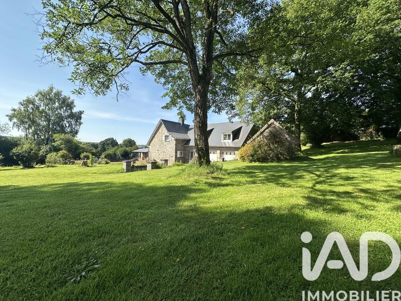 Maison - 197 m² - 6 pièces