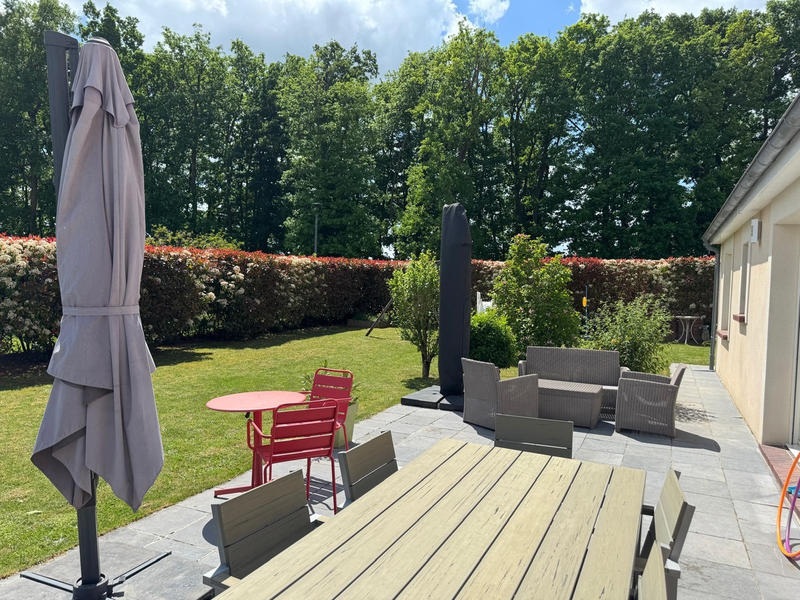 Maison - 162 m² - 8 pièces