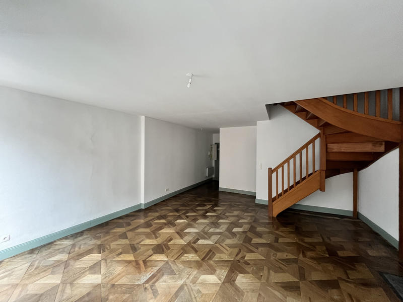 Appartement - 81 m² - 4 pièces