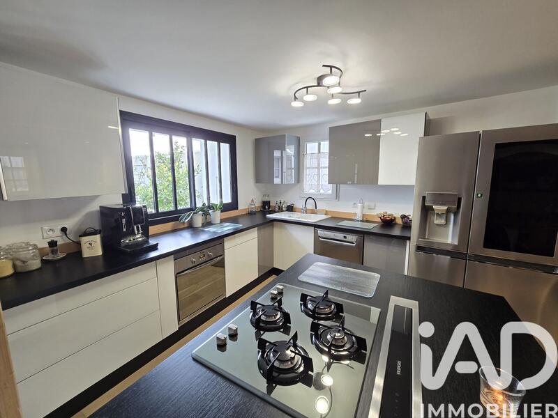 Maison - 129 m² - 5 pièces