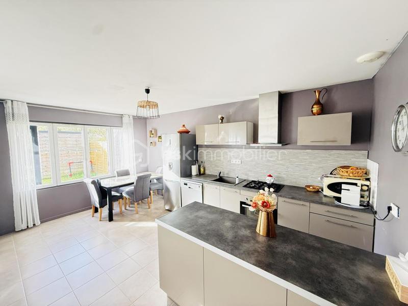 Maison - 88 m² - 5 pièces