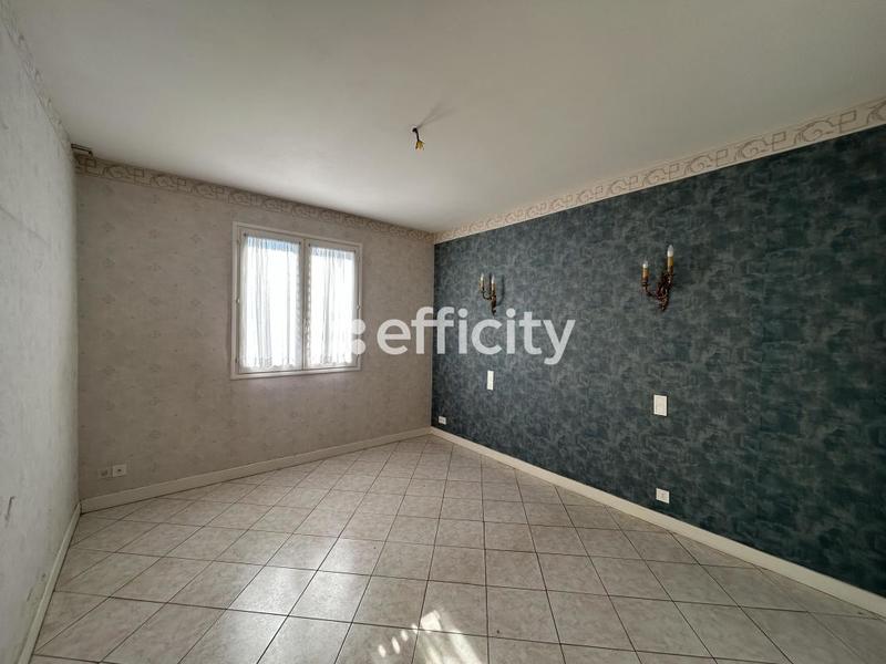 Maison - 111 m² - 5 pièces