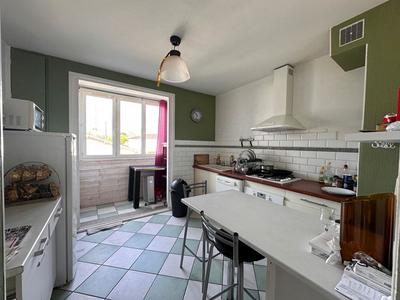 Maison - 85 m² - 5 pièces