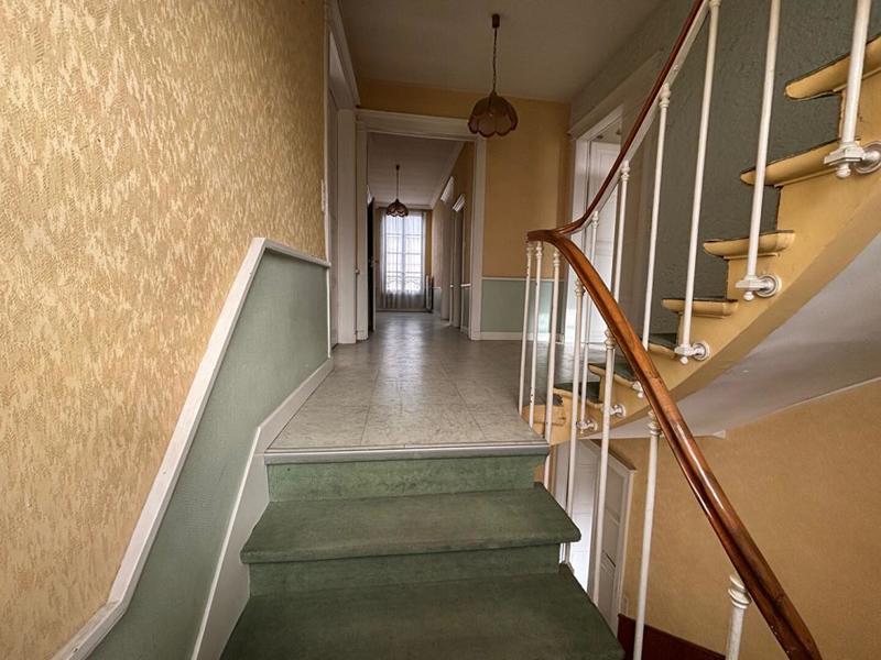 Appartement - 125 m² - 6 pièces