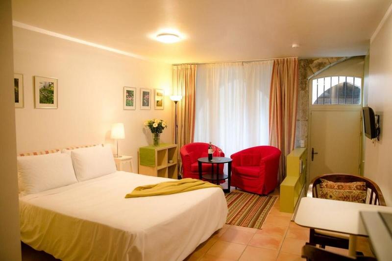 Propriété - 470 m² - 17 pièces