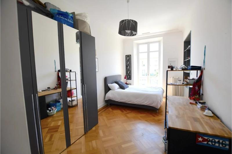 Appartement - 153 m² - 5 pièces