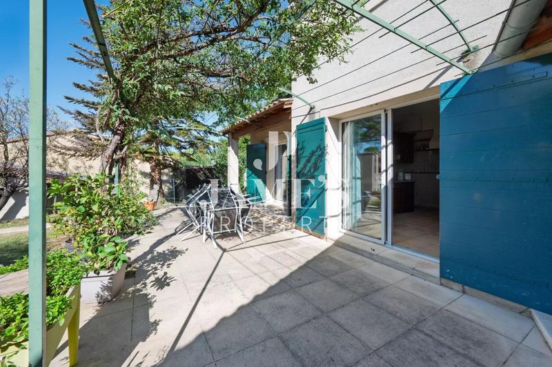 Maison - 255 m² - 3 pièces