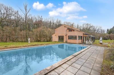 Maison - 200 m² - 7 pièces