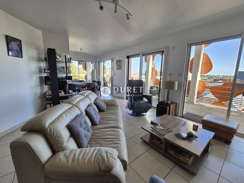 Appartement - 84 m² - 3 pièces