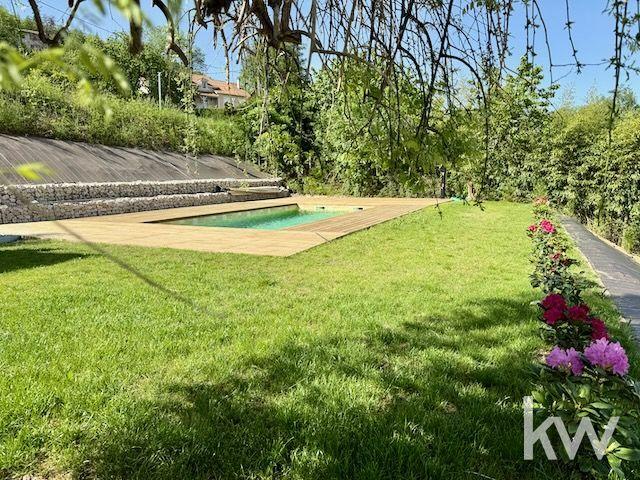 Maison - 135 m² - 7 pièces