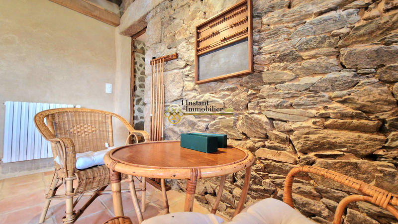 Demeure - 240 m² - 9 pièces