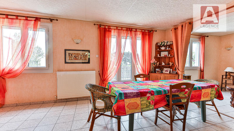 Maison - 139 m² - 5 pièces