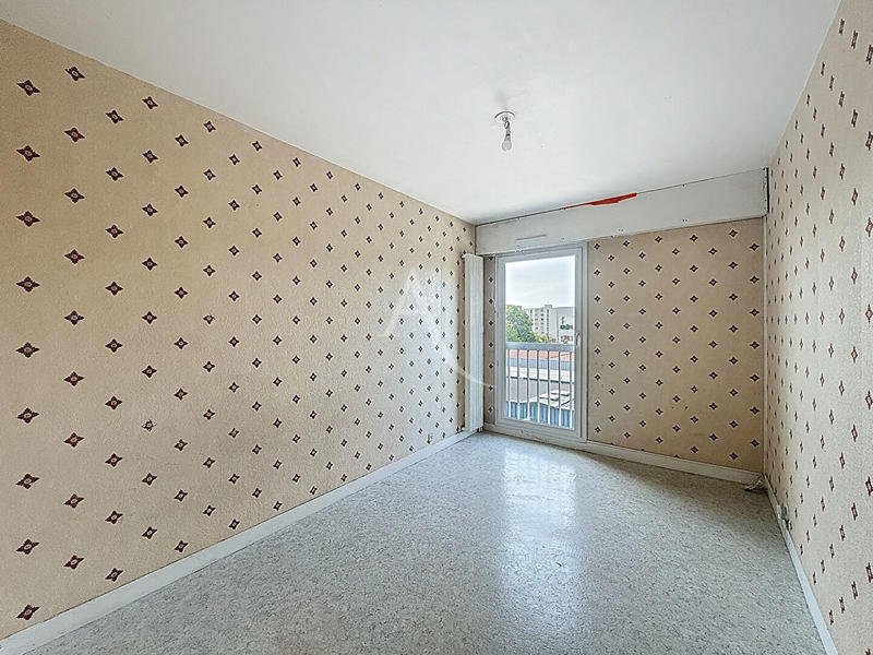 Appartement - 80 m² - 4 pièces