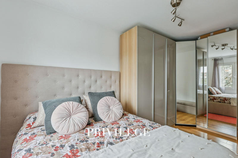 Appartement - 108 m² - 5 pièces