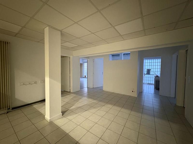 Local commercial - 115 m²