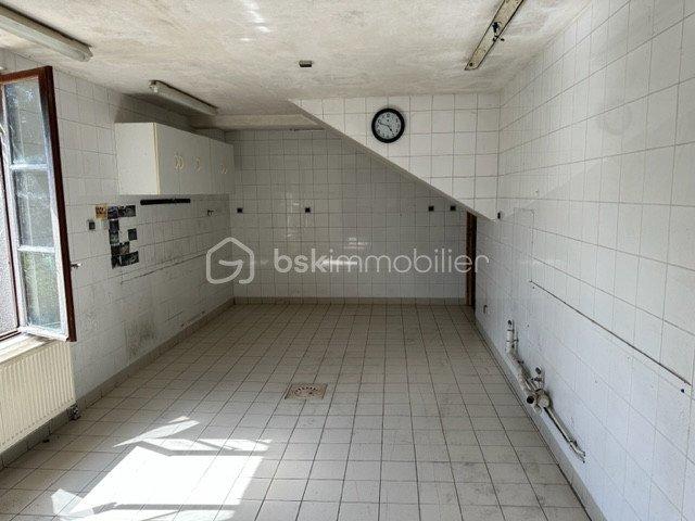 Immeuble - 300 m² - 12 pièces