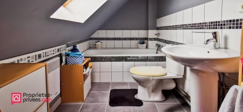 Maison - 104 m² - 5 pièces