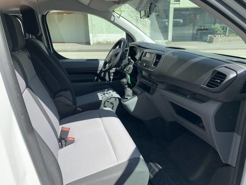 Citroën Jumpy III Taille m BlueHDi 115 s&amp;amp;S Bvm6 Confort