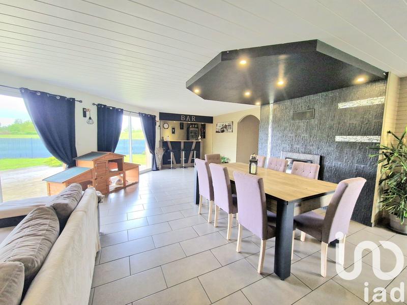 Maison - 351 m² - 12 pièces