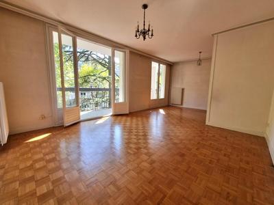 Appartement - 86 m² - 5 pièces