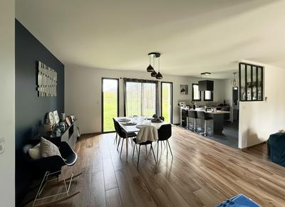 Maison contemporaine - 104 m² - 4 pièces