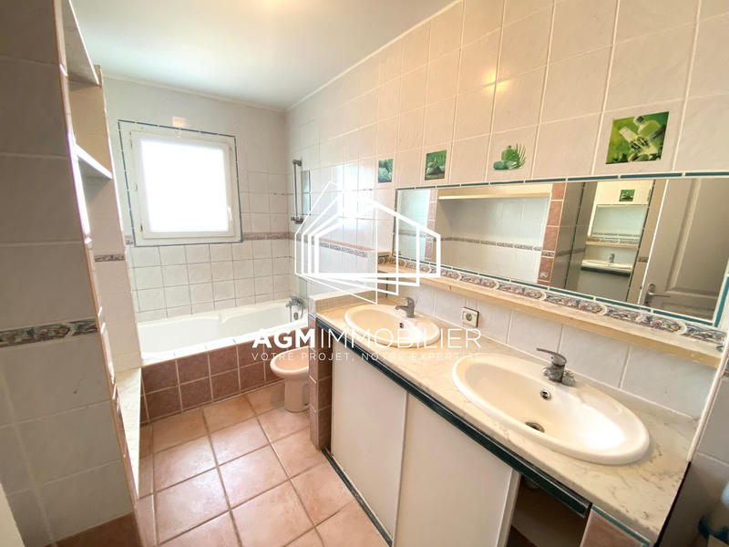 Villa - 94 m² - 4 pièces