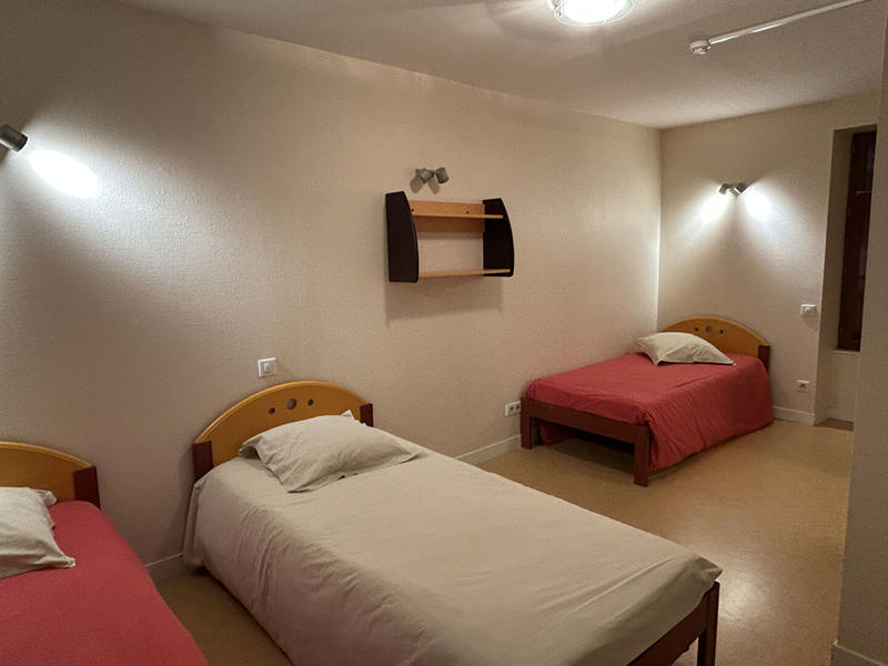 Maison - 289 m² - 9 pièces