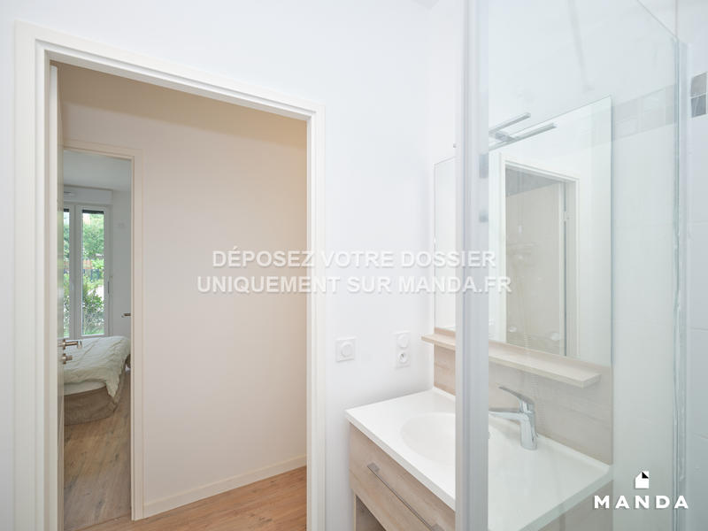 Chambre - 14 m² - 5 pièces