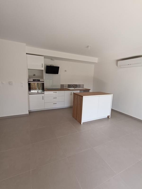 Appartement - 70 m² - 3 pièces