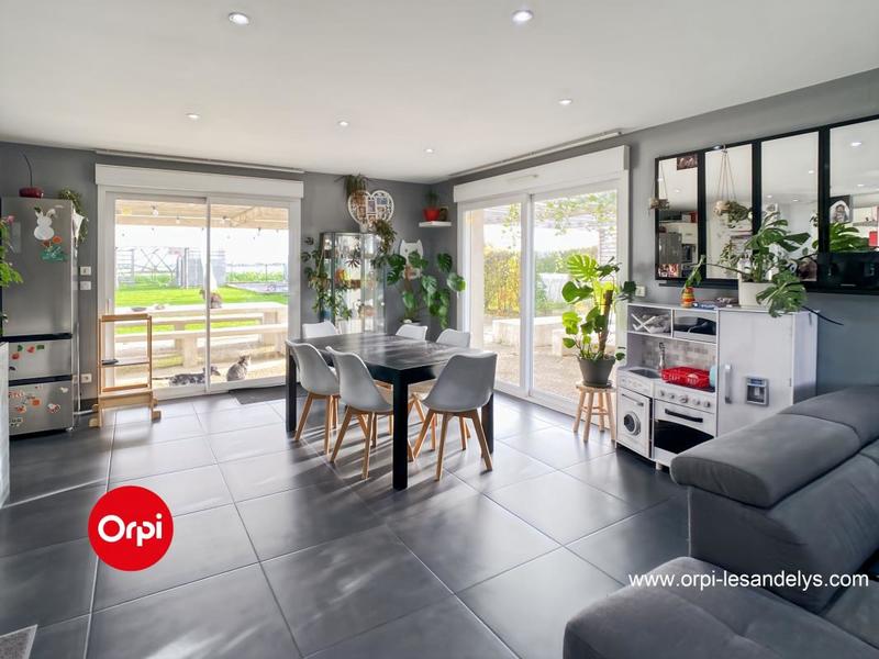 Maison - 90 m² - 6 pièces