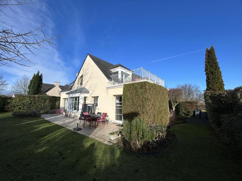 Maison - 142 m² - 5 pièces