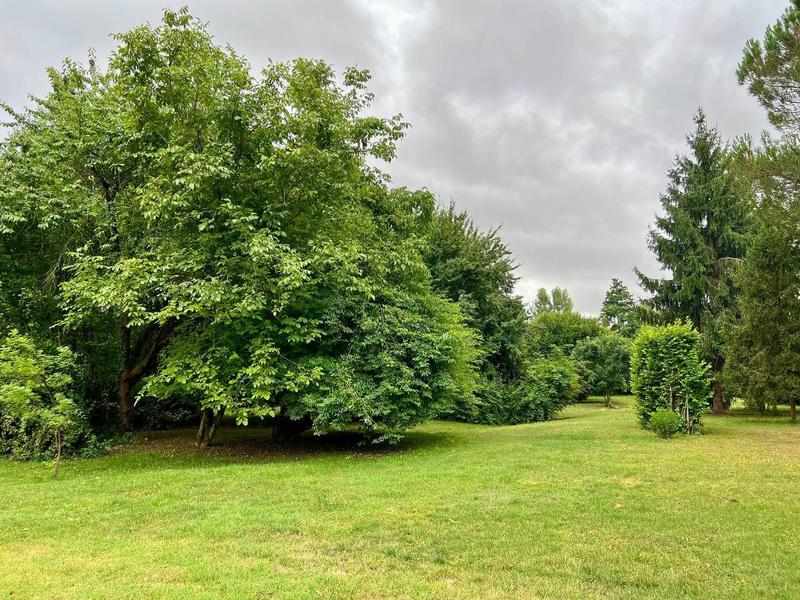 Maison traditionnelle - 286 m² - 13 pièces