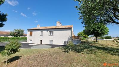 Maison - 176 m² - 7 pièces