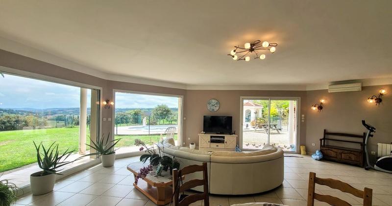 Maison - 147 m² - 5 pièces