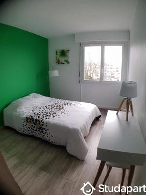 Chambre - 12 m² - 1 pièce
