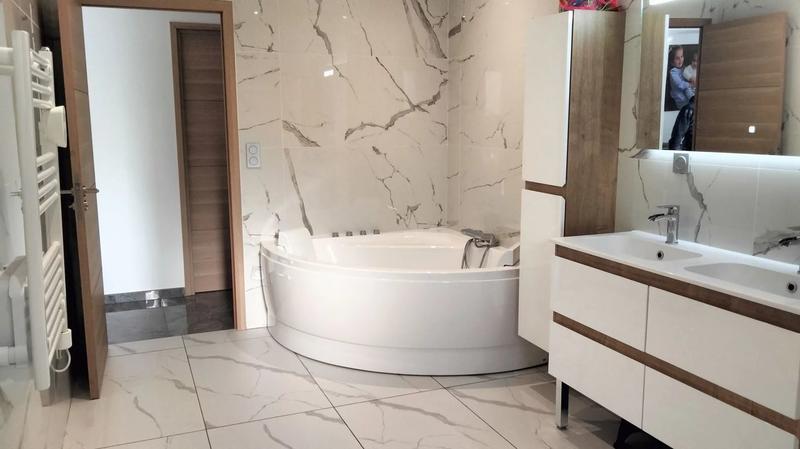 Pavillon - 160 m² - 4 pièces