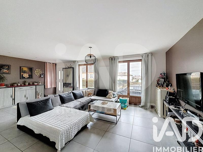 Maison - 90 m² - 4 pièces