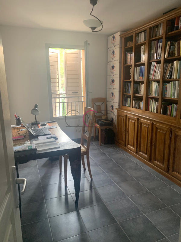 Appartement - 86 m² - 4 pièces