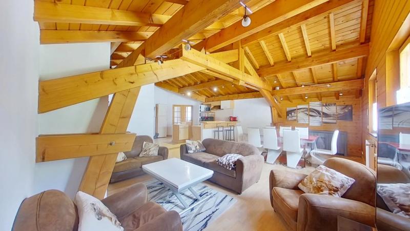 Appartement - 315 m² - 13 pièces