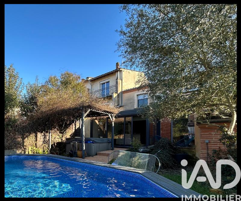 Maison - 196 m² - 5 pièces