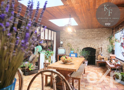 Maison ancienne - 170 m² - 8 pièces