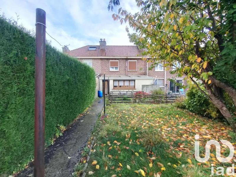 Maison - 81 m² - 5 pièces