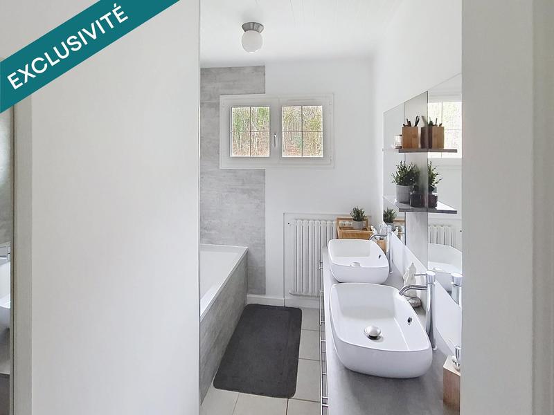 Maison - 111 m² - 4 pièces