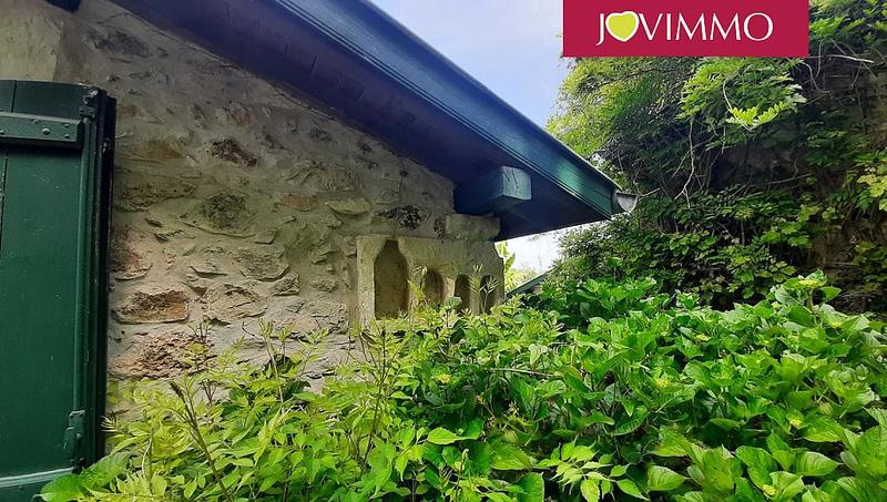 Maison - 317 m² - 8 pièces