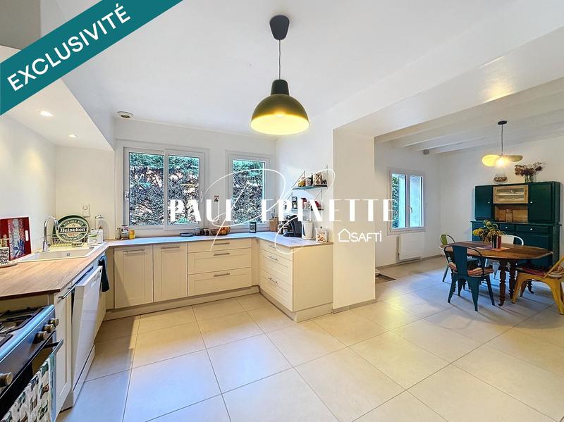 Maison - 137 m² - 5 pièces