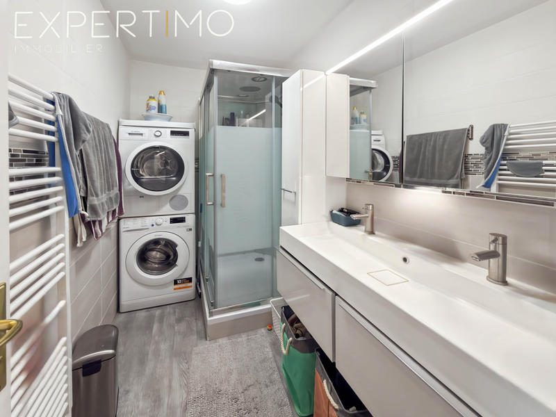 Appartement - 83 m² - 4 pièces