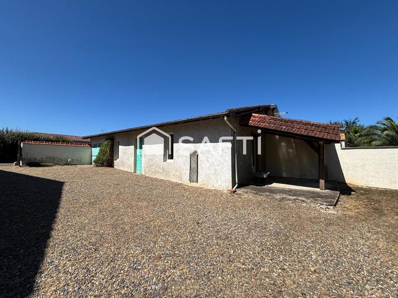 Maison - 230 m² - 7 pièces