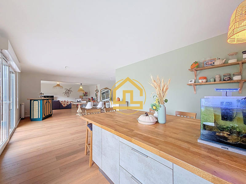 Maison - 151 m² - 4 pièces