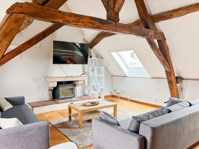 Maison - 166 m² - 7 pièces