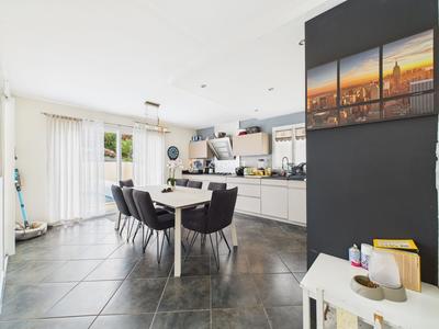 Maison contemporaine - 163 m² - 6 pièces